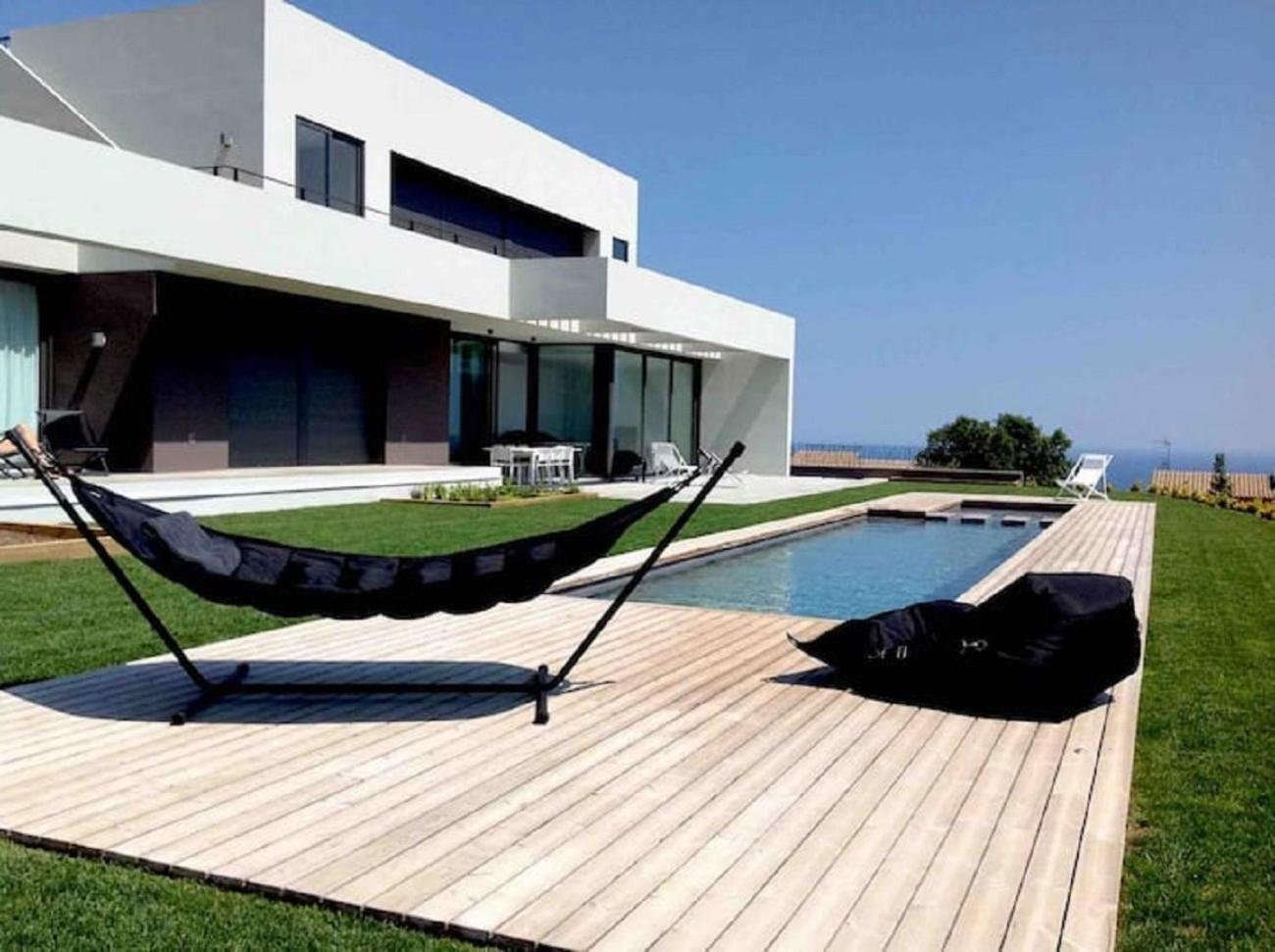 Espectacular Con Interior De Ensueno Girona