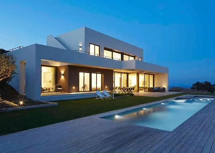Espectacular Villa Con Interior De Ensueno